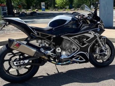 Affordable 2019-2022 BMW S1000RR Motorcycle Fairings - Black White