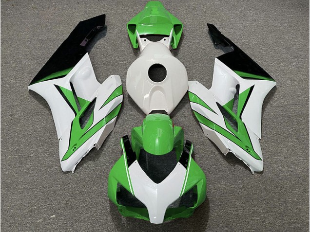 Green White and Gloss Black 04-05 Honda CBR1000RR Fairings Green White and Gloss Black 04-05 Honda CBR1000RR Fairings