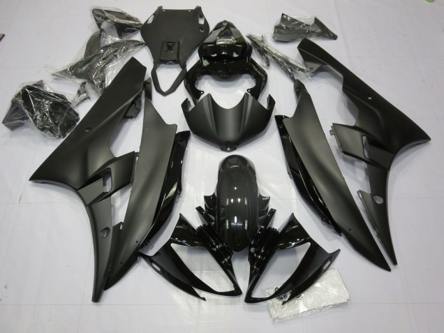 Matte and Gloss Black 06-07 Yamaha R6 Fairings Matte and Gloss Black 06-07 Yamaha R6 Fairings
