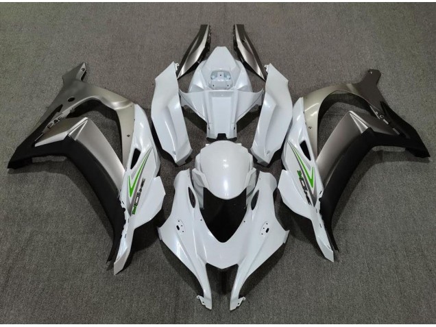 Pearl White and Silver 16-19 Kawasaki ZX10R Fairings Pearl White and Silver 16-19 Kawasaki ZX10R Fairings