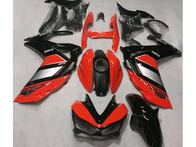 Red Yamalube 15-18 Yamaha R3 Fairings Red Yamalube 15-18 Yamaha R3 Fairings