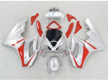 Silver and Red 06-08 Triumph Daytona 675 Fairings