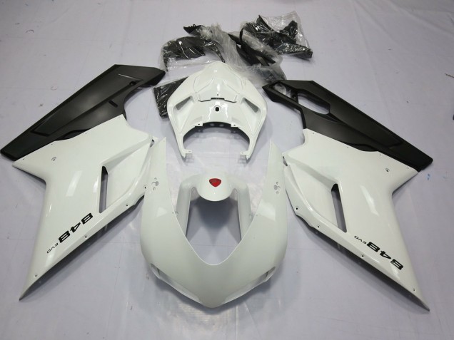 White and Black 848 07-14 Ducati Ducati 848 1098 1198 Fairings White and Black 848 07-14 Ducati Ducati 848 1098 1198 Fairings